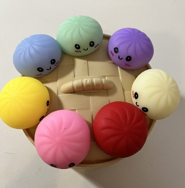 Mochi-Style 7pcs Rainbow Scented Mini Squishy Dumplings in Steamer
